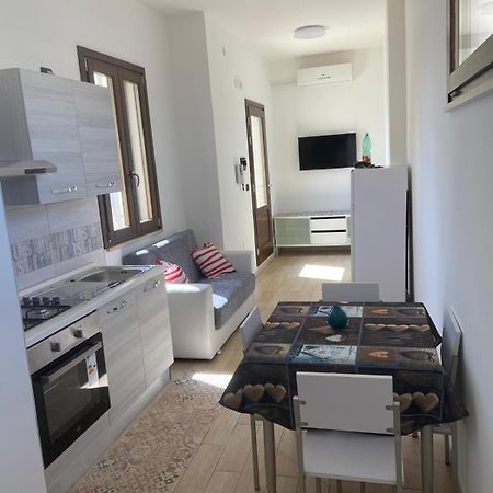 Attico Liberty Guest House Brindisi Eksteriør bilde